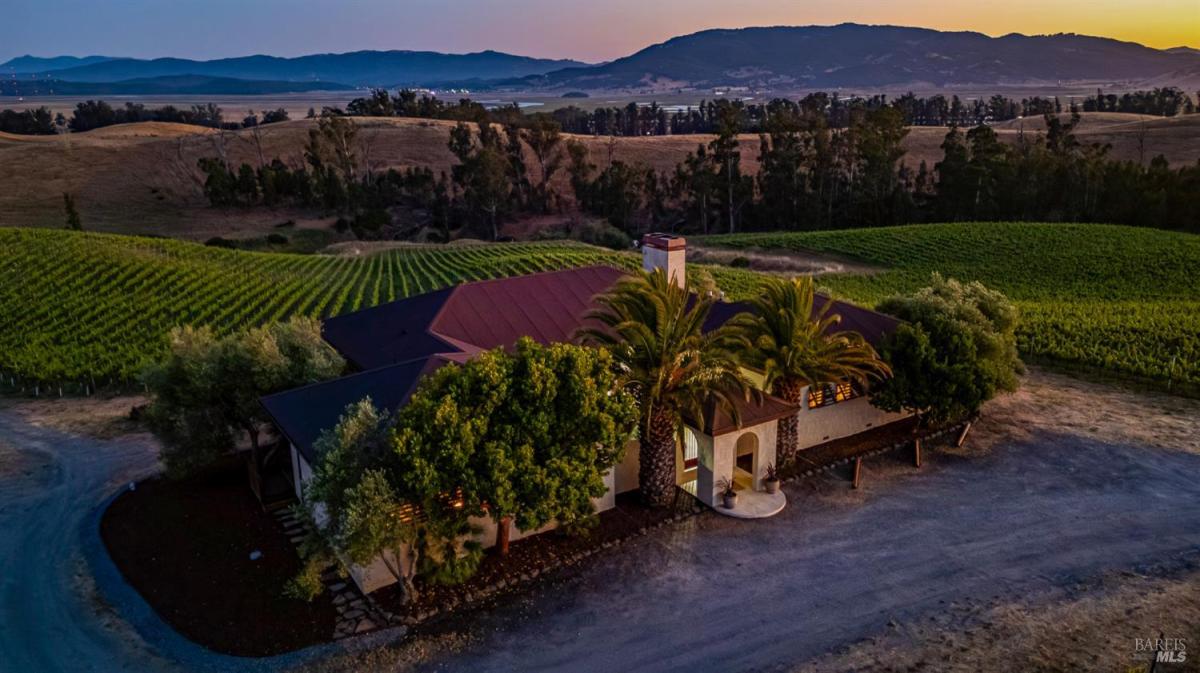 MLS #325056114 img 0