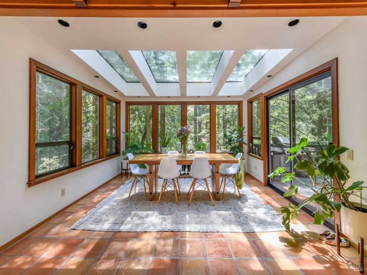 MLS #325056453 img 0