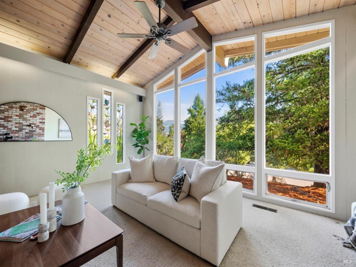 MLS #325056866 img 0