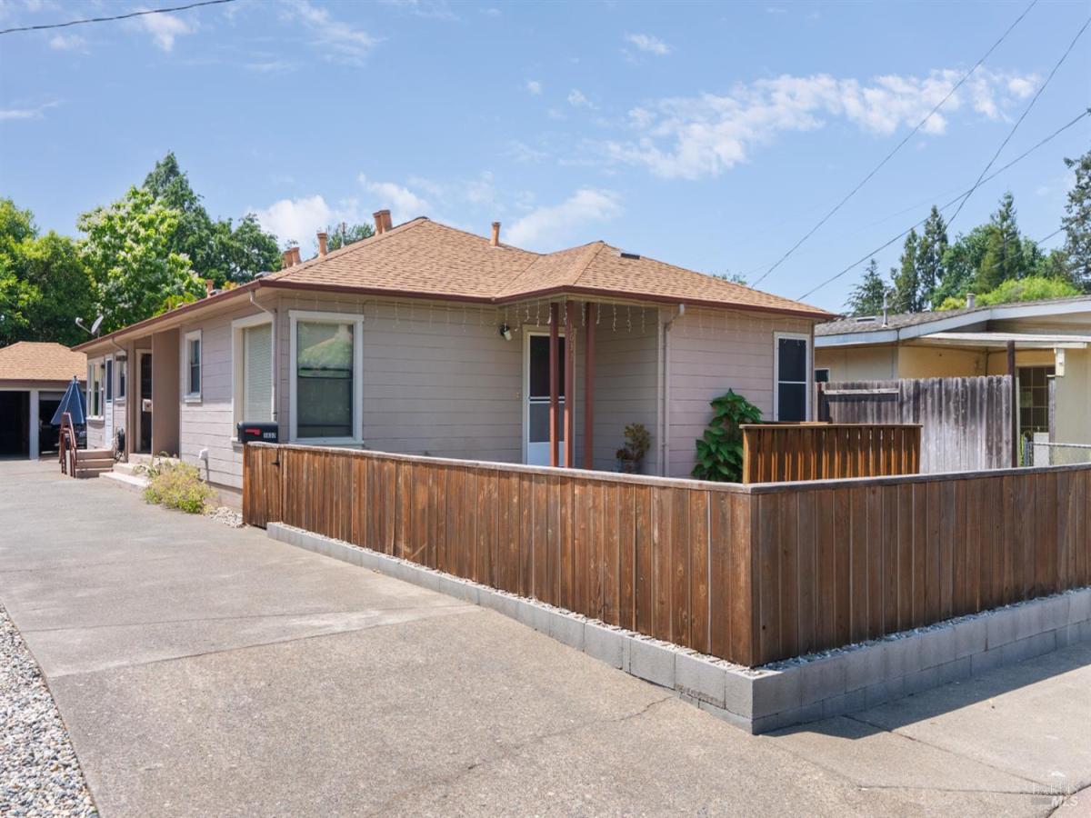 MLS #325057197 img 0