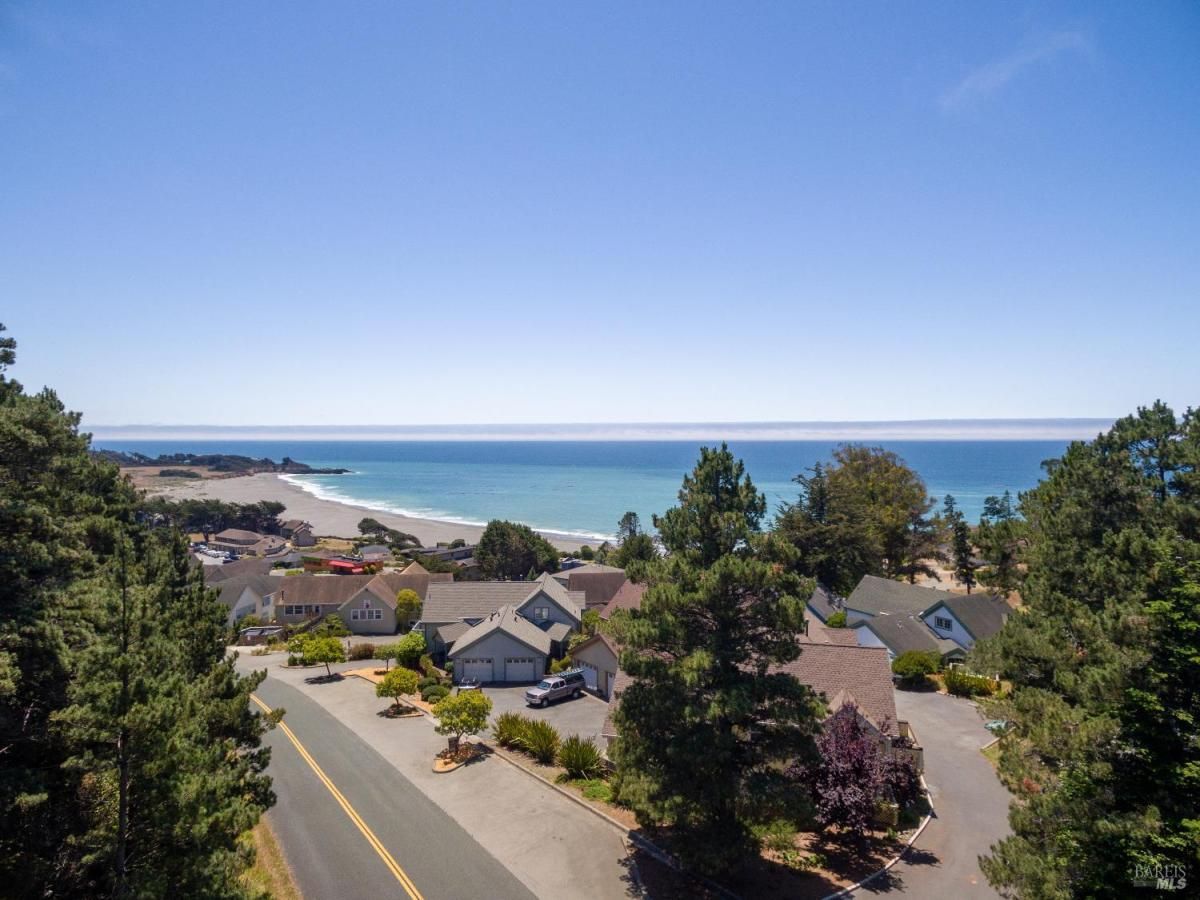 MLS #325057962 img 0