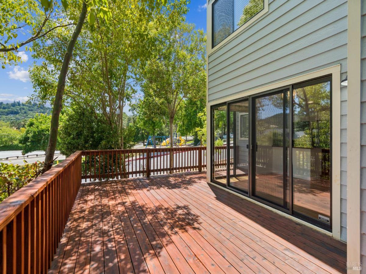 MLS #325058221 img 0