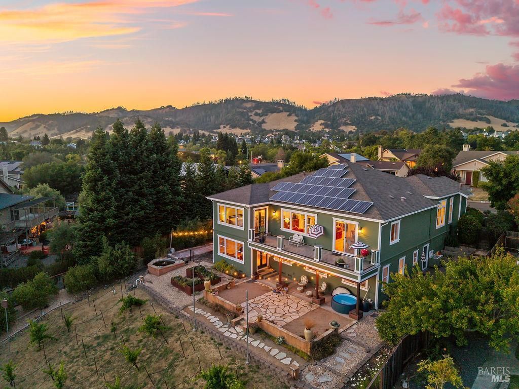 MLS #325058636 img 0