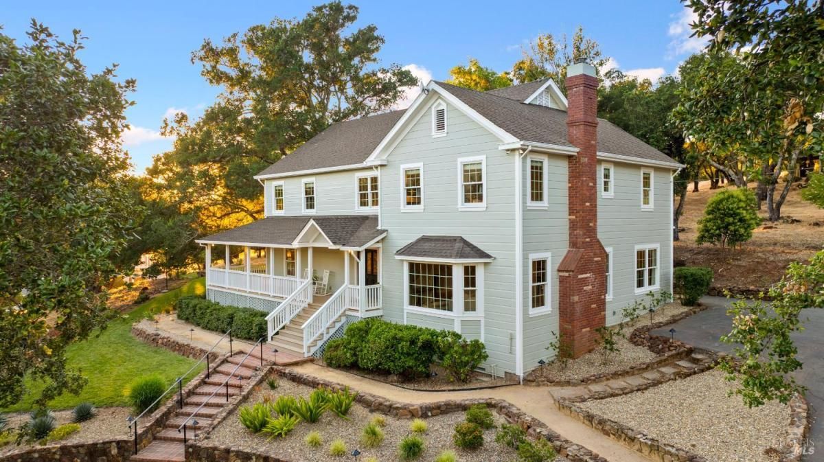 MLS #325058999 img 0