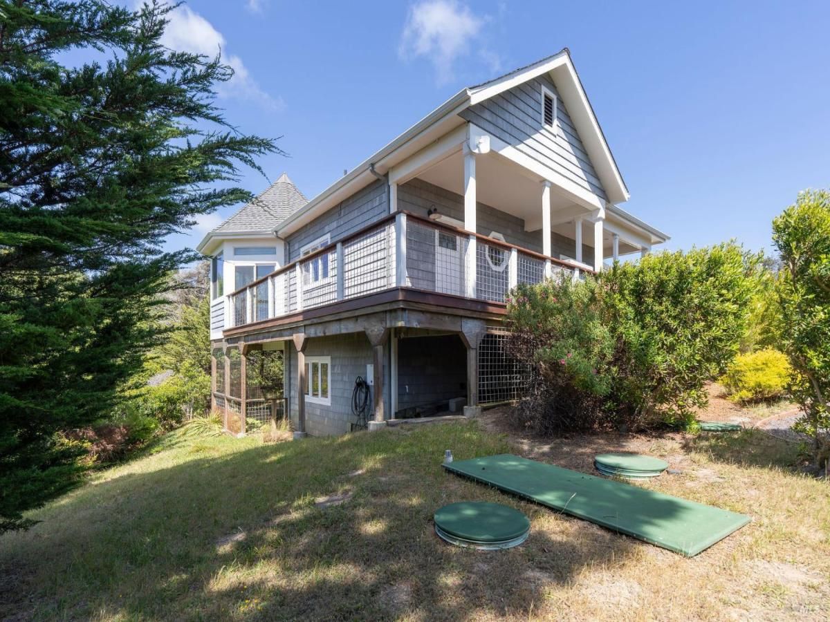 MLS #325059810 img 0