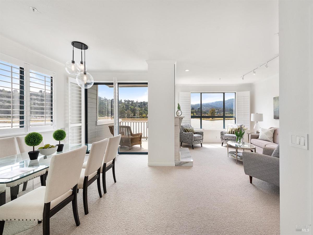 MLS #325060354 img 0