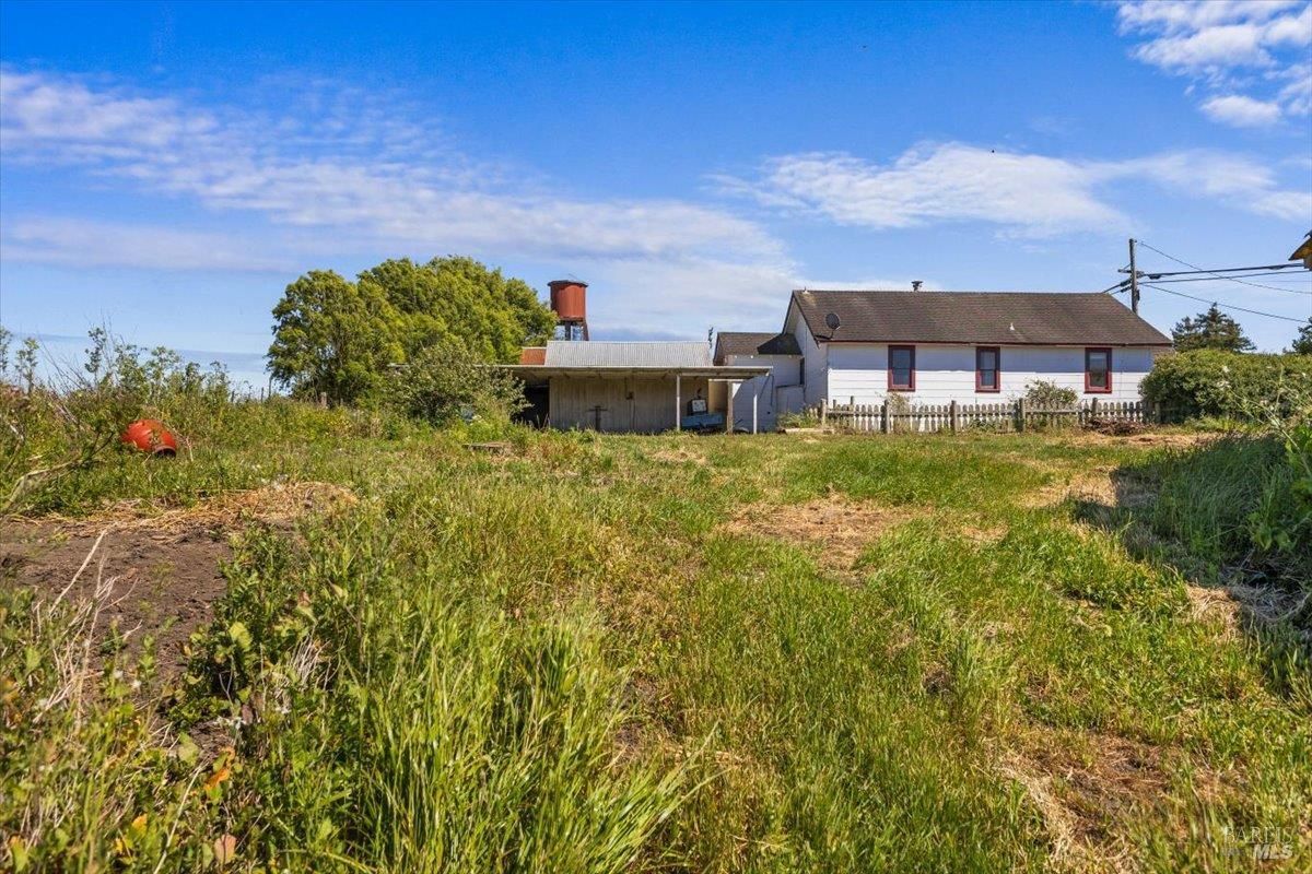 MLS #325060900 img 0