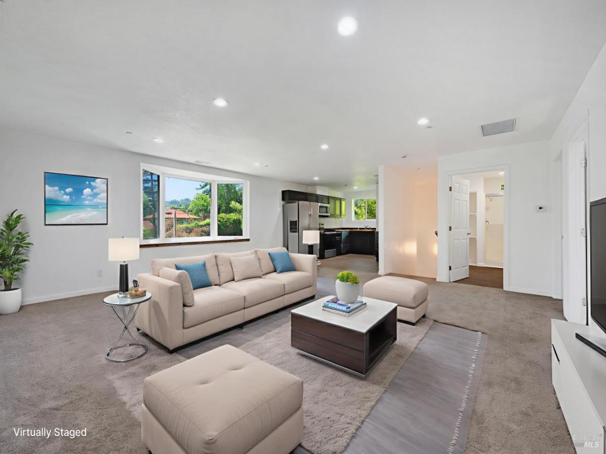 MLS #325061498 img 0