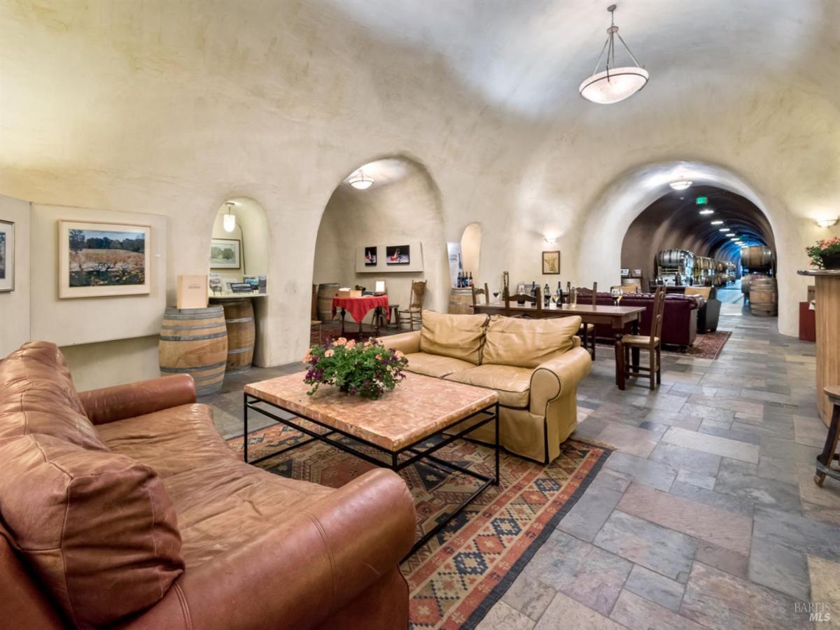 MLS #325061937 img 0