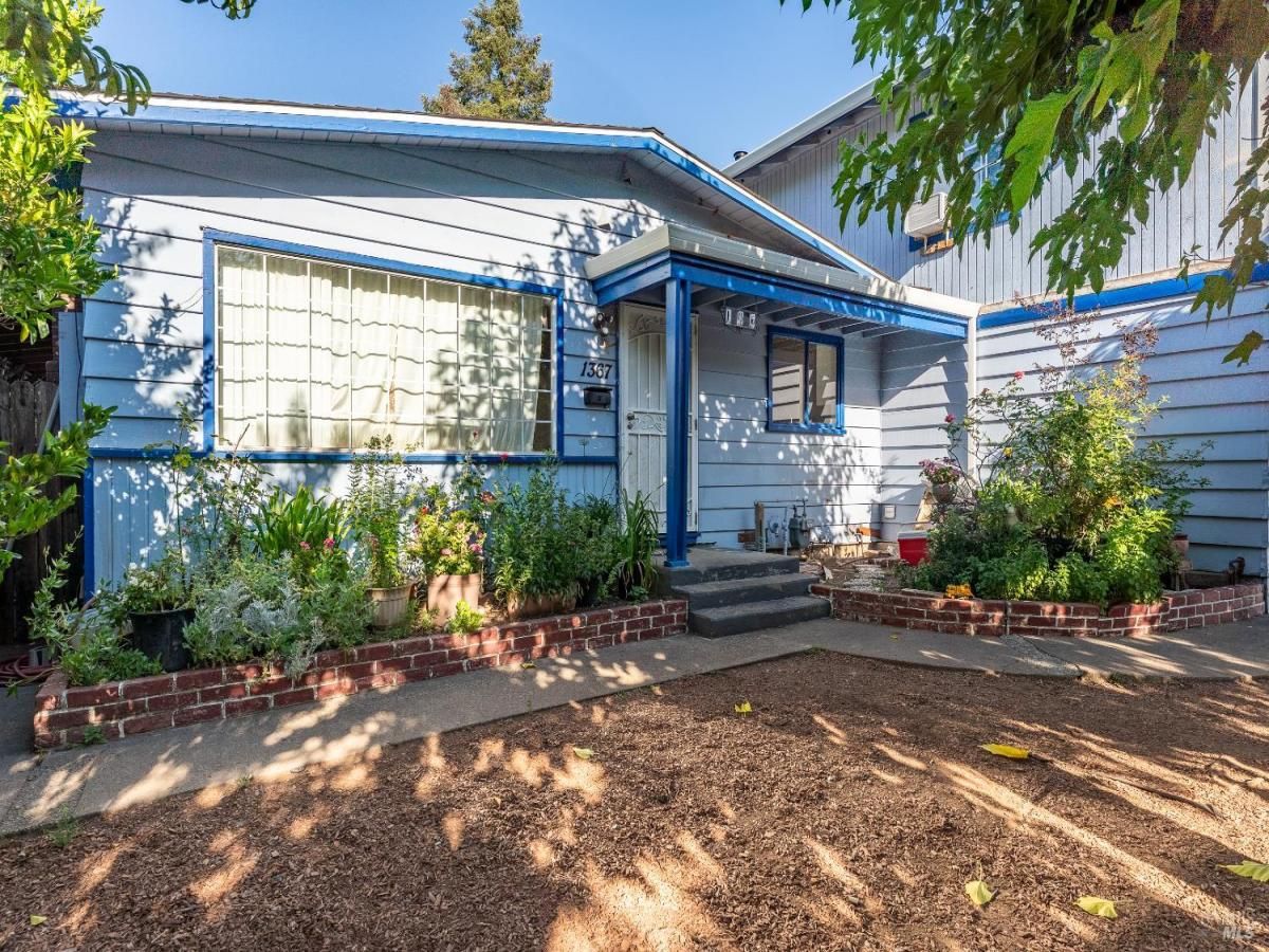 MLS #325063508 img 0