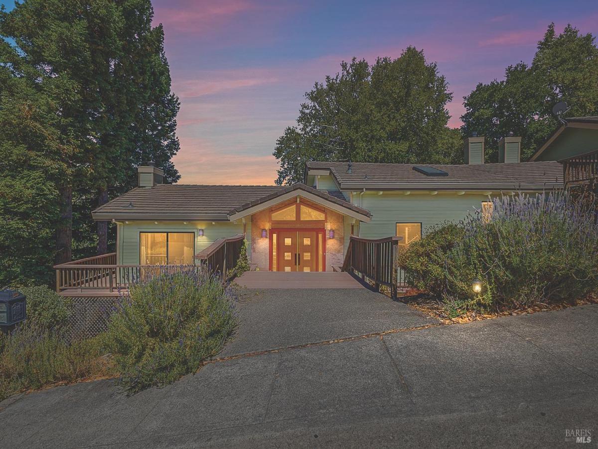 MLS #325064016 img 0