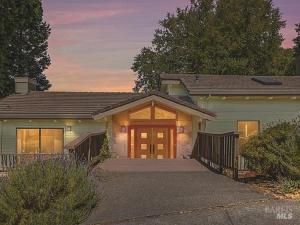 MLS #325064016 img 0