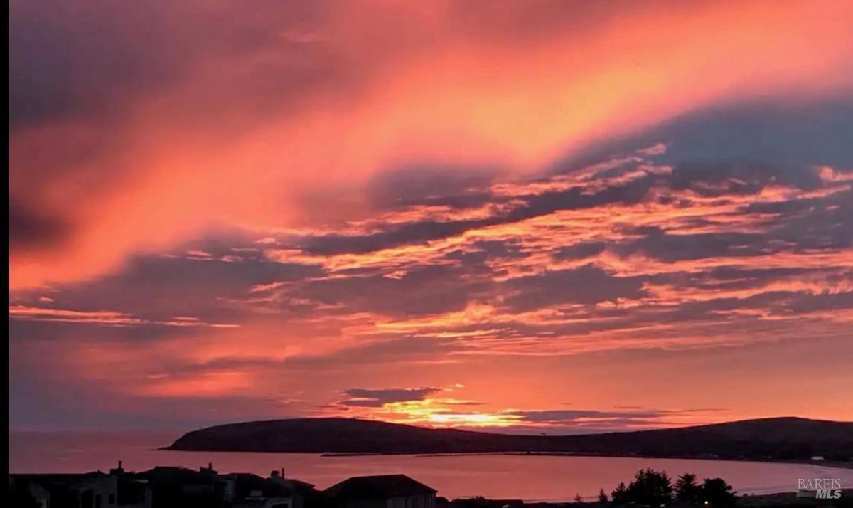 MLS #325064030 img 0