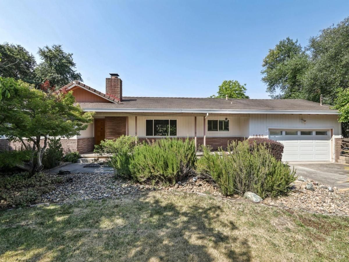 MLS #325064344 img 0