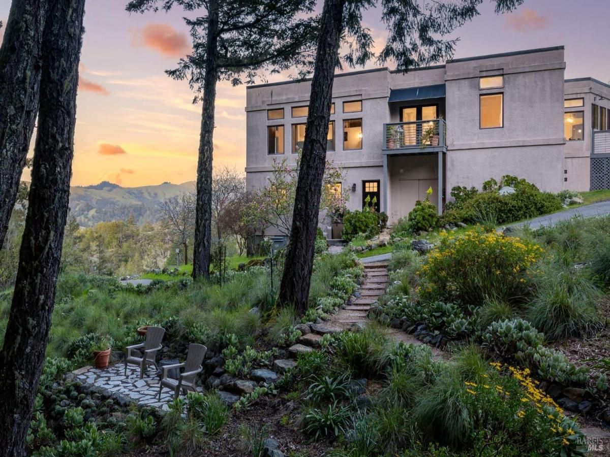 MLS #325064435 img 0