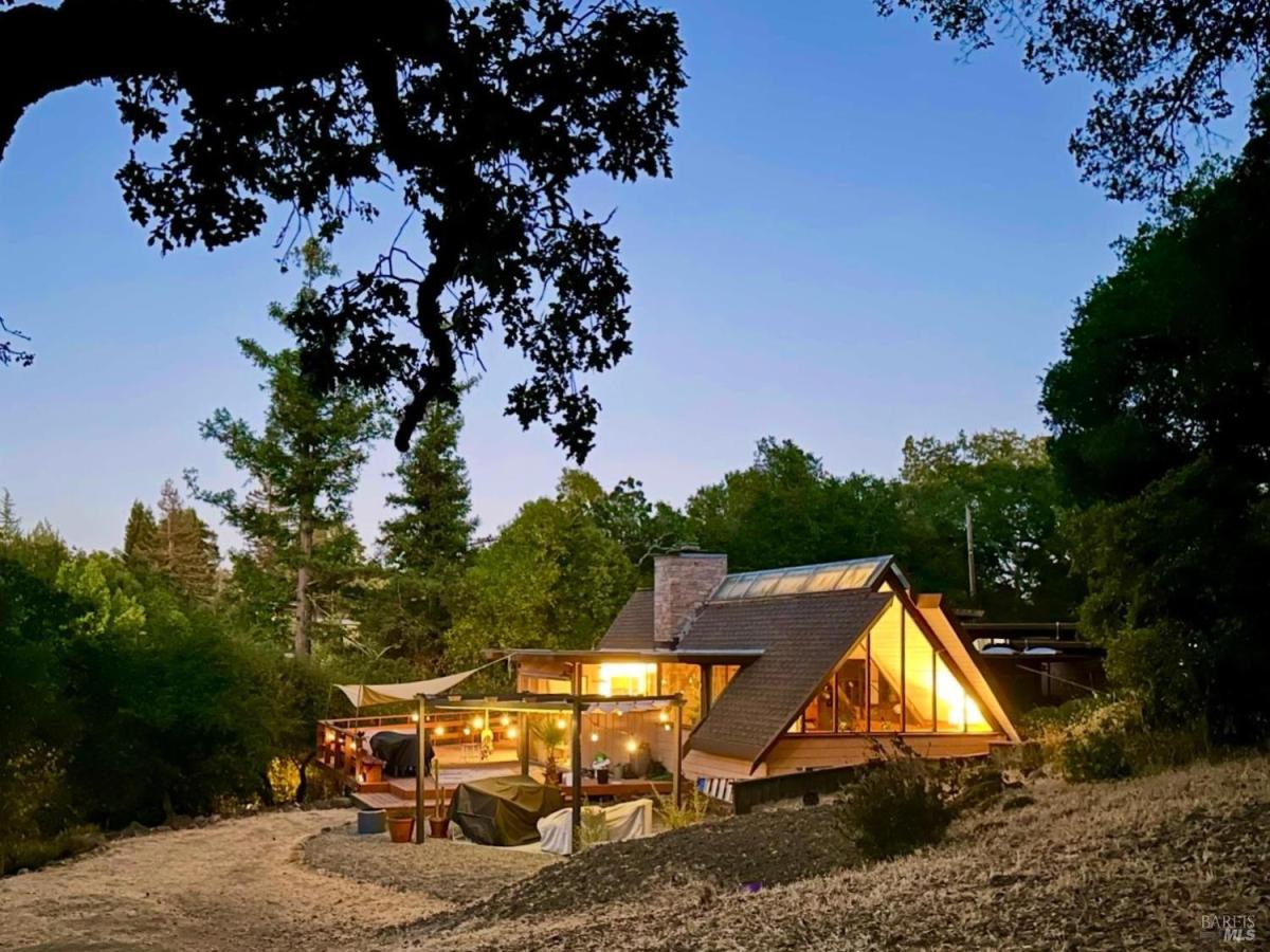 MLS #325066417 img 0