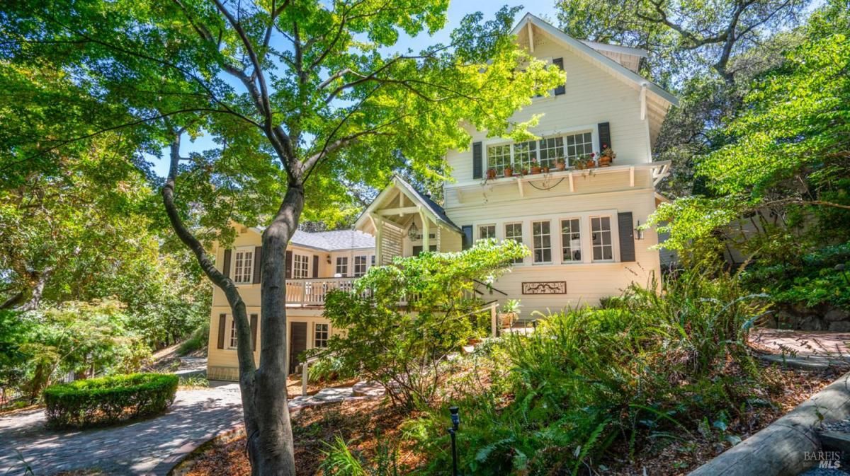 MLS #325066584 img 0