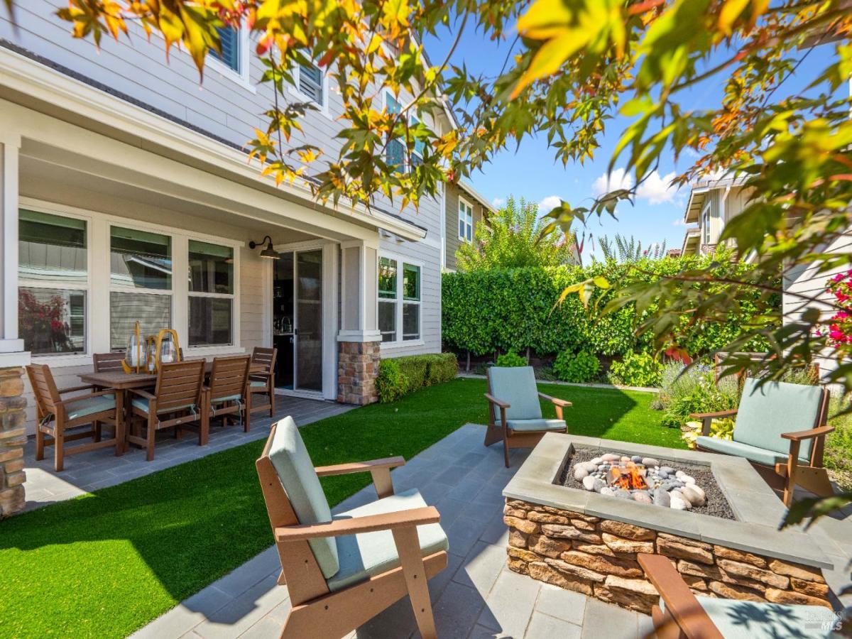 MLS #325067966 img 0