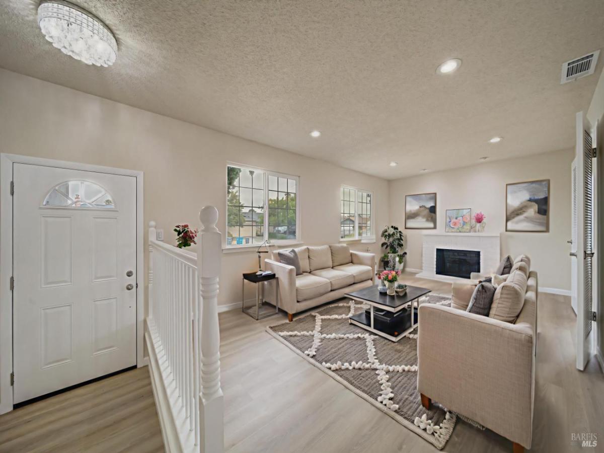 MLS #325068110 img 0