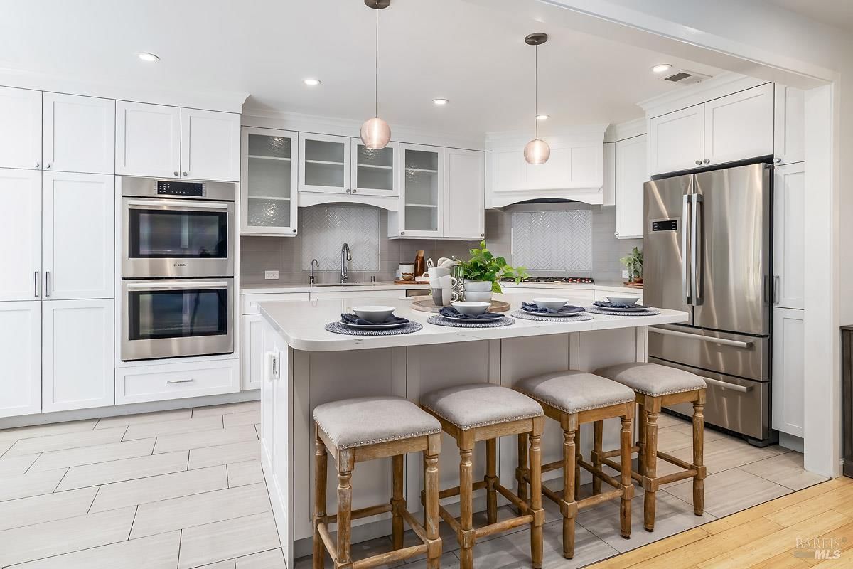 MLS #325068402 img 0