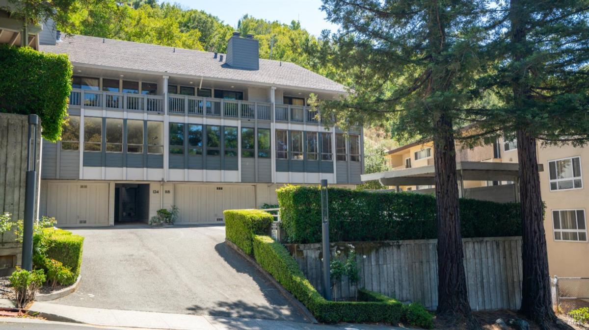 MLS #325068751 img 0