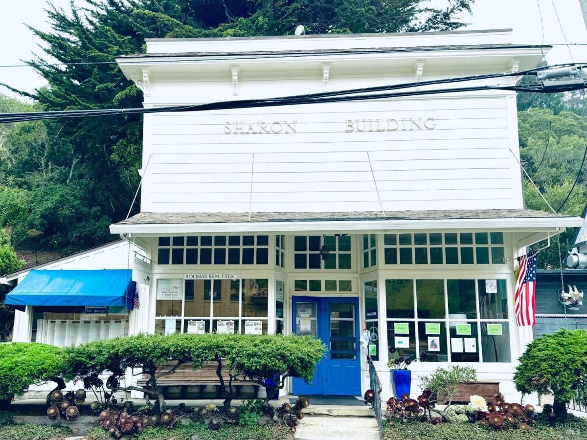 MLS #325068830 img 0