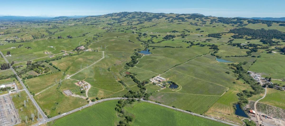 MLS #325069391 img 0