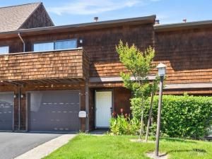 MLS #325070358 img 0