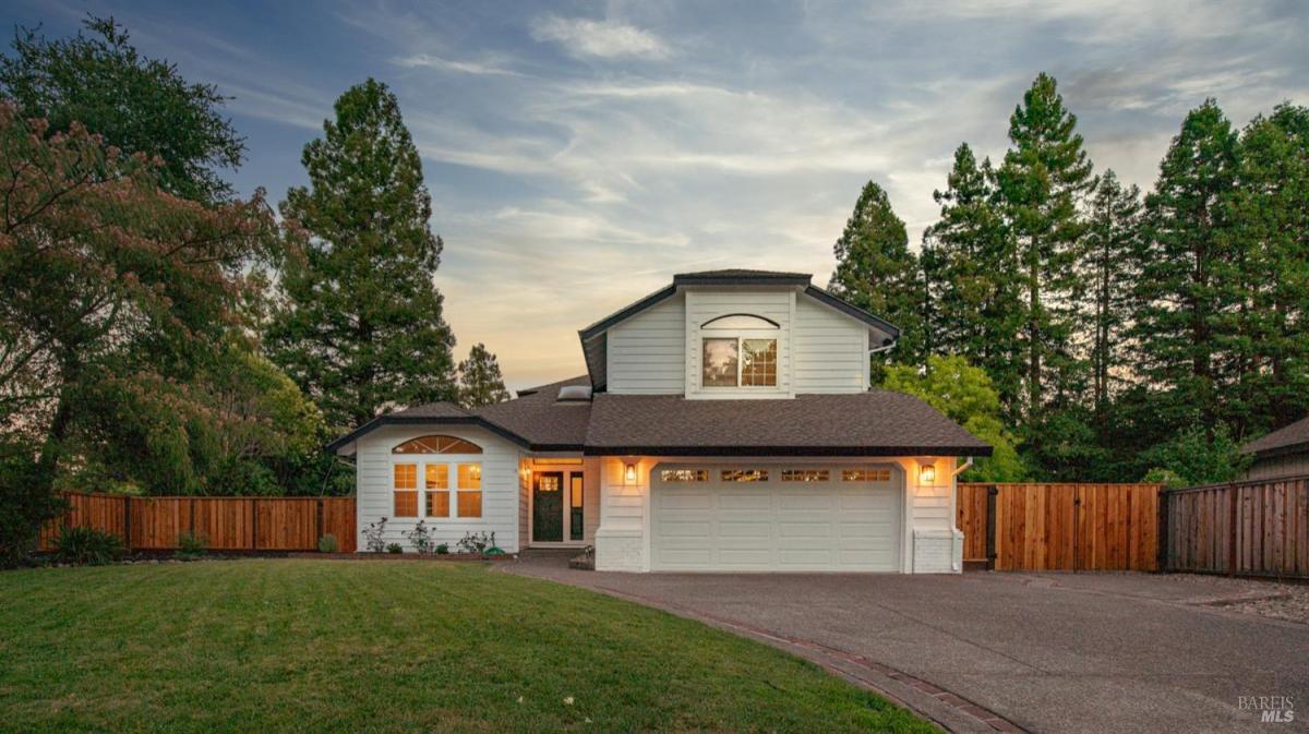 MLS #325070551 img 0