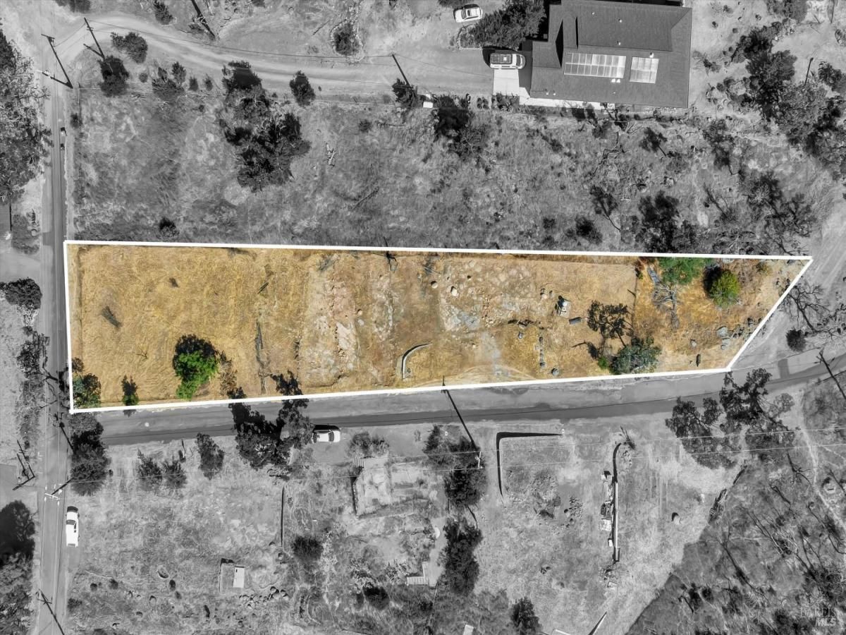 MLS #325070570 img 0