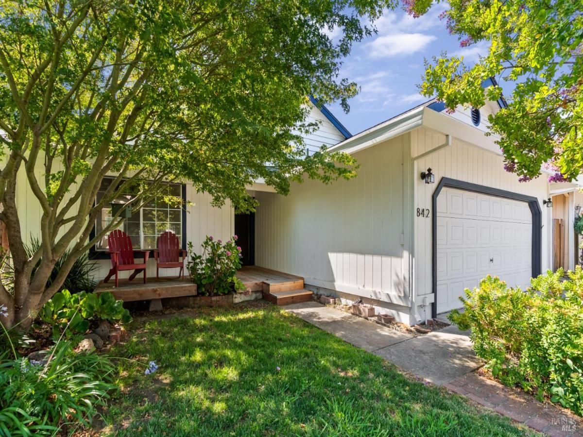 MLS #325071508 img 0