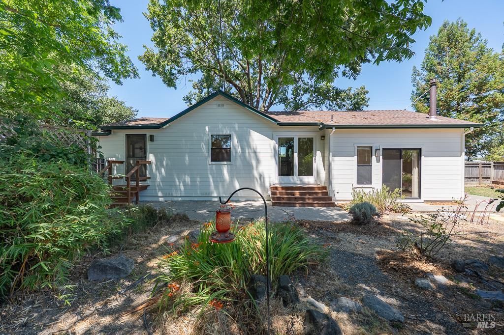 MLS #325072374 img 0