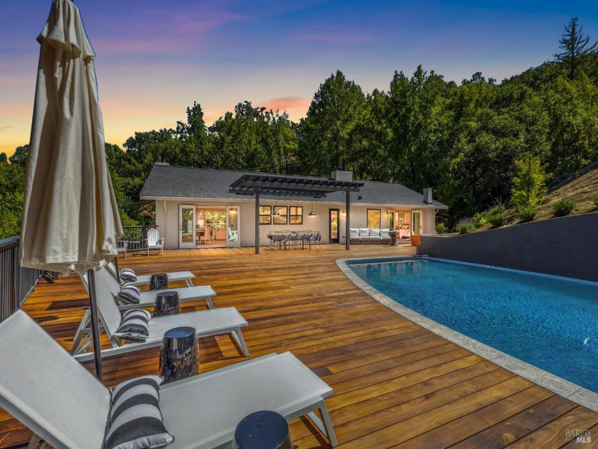 MLS #325073341 img 0