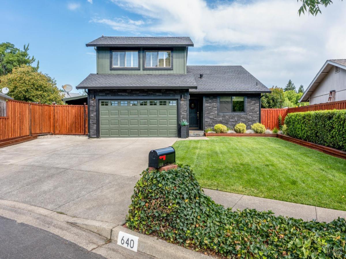 MLS #325073497 img 0