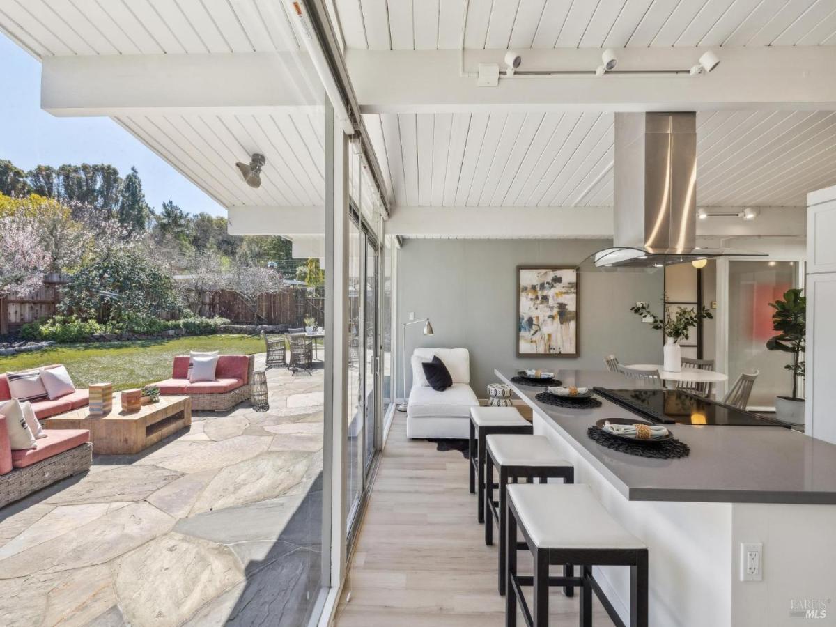 MLS #325073824 img 0