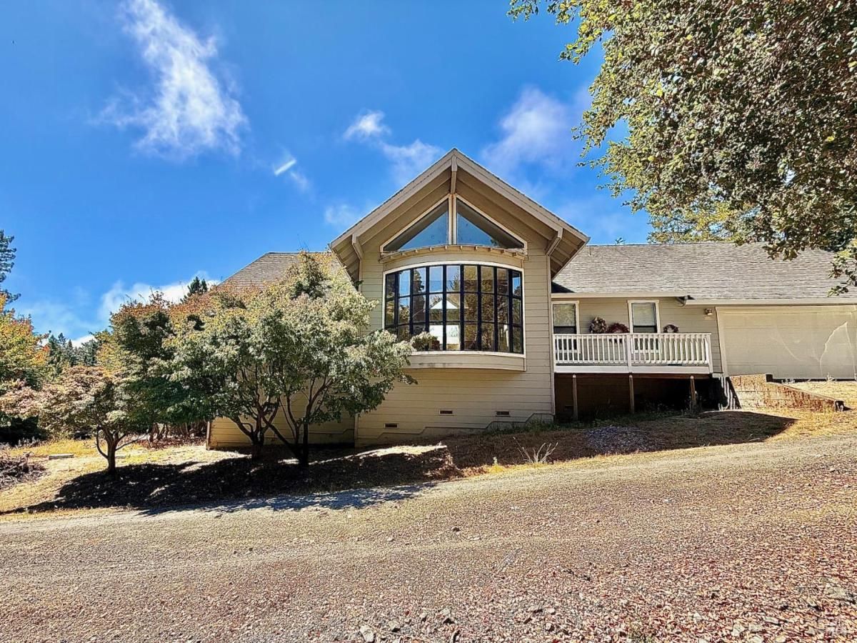 MLS #325073947 img 0