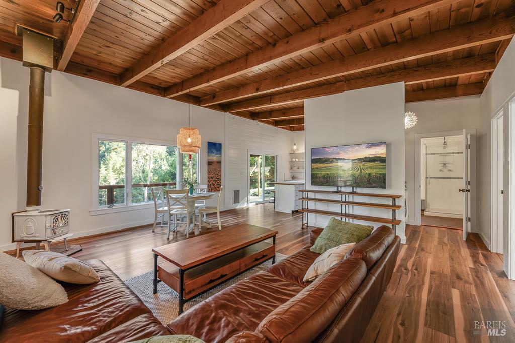 MLS #325074757 img 0