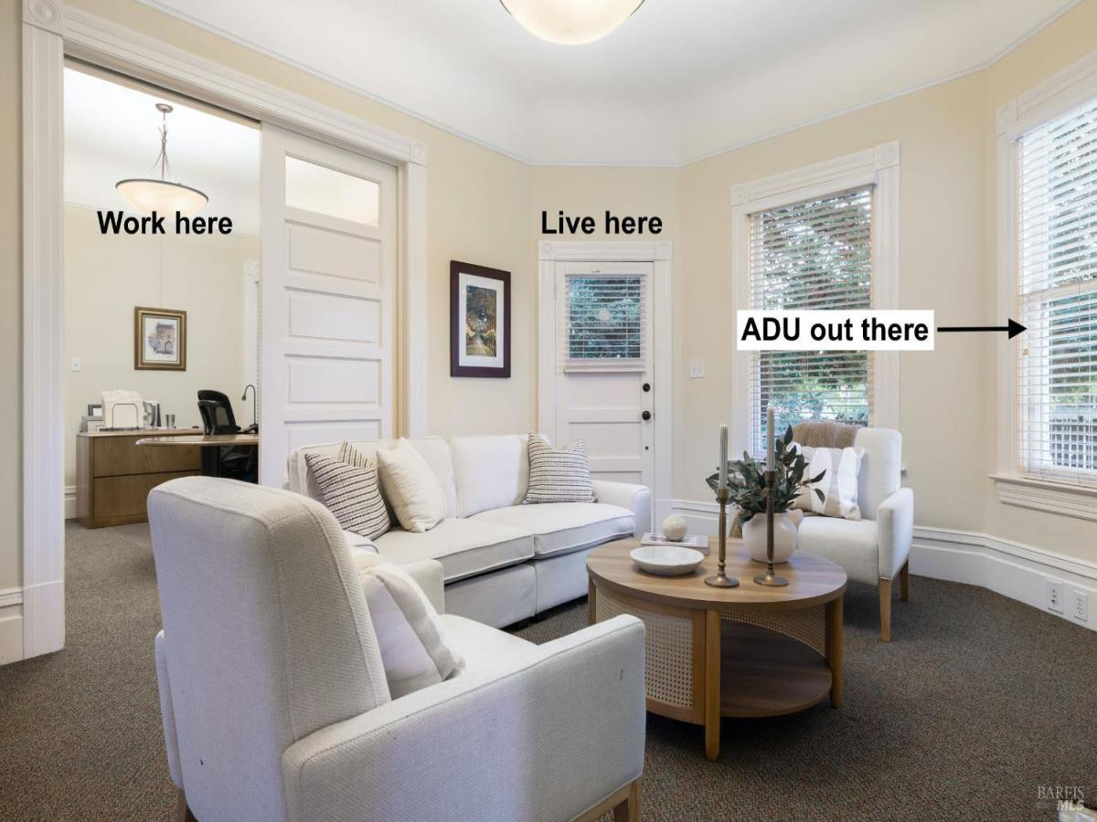 MLS #325074927 img 0