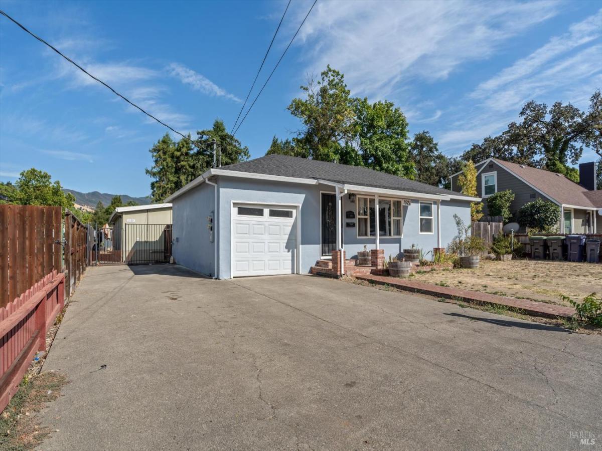 MLS #325074934 img 0