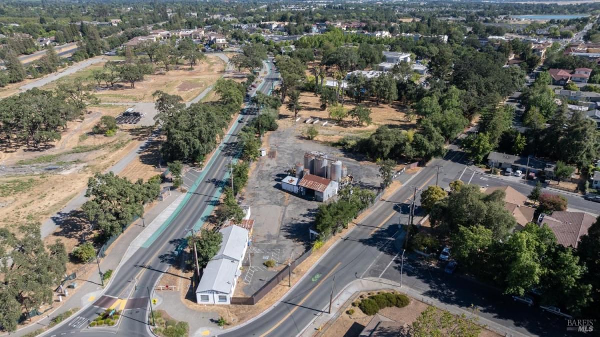 MLS #325075349 img 0