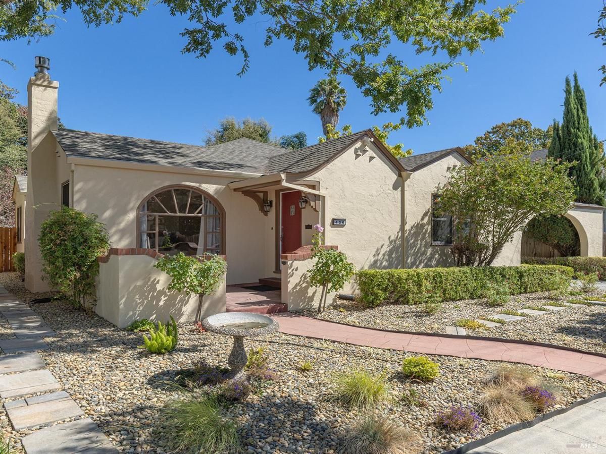 MLS #325075407 img 0