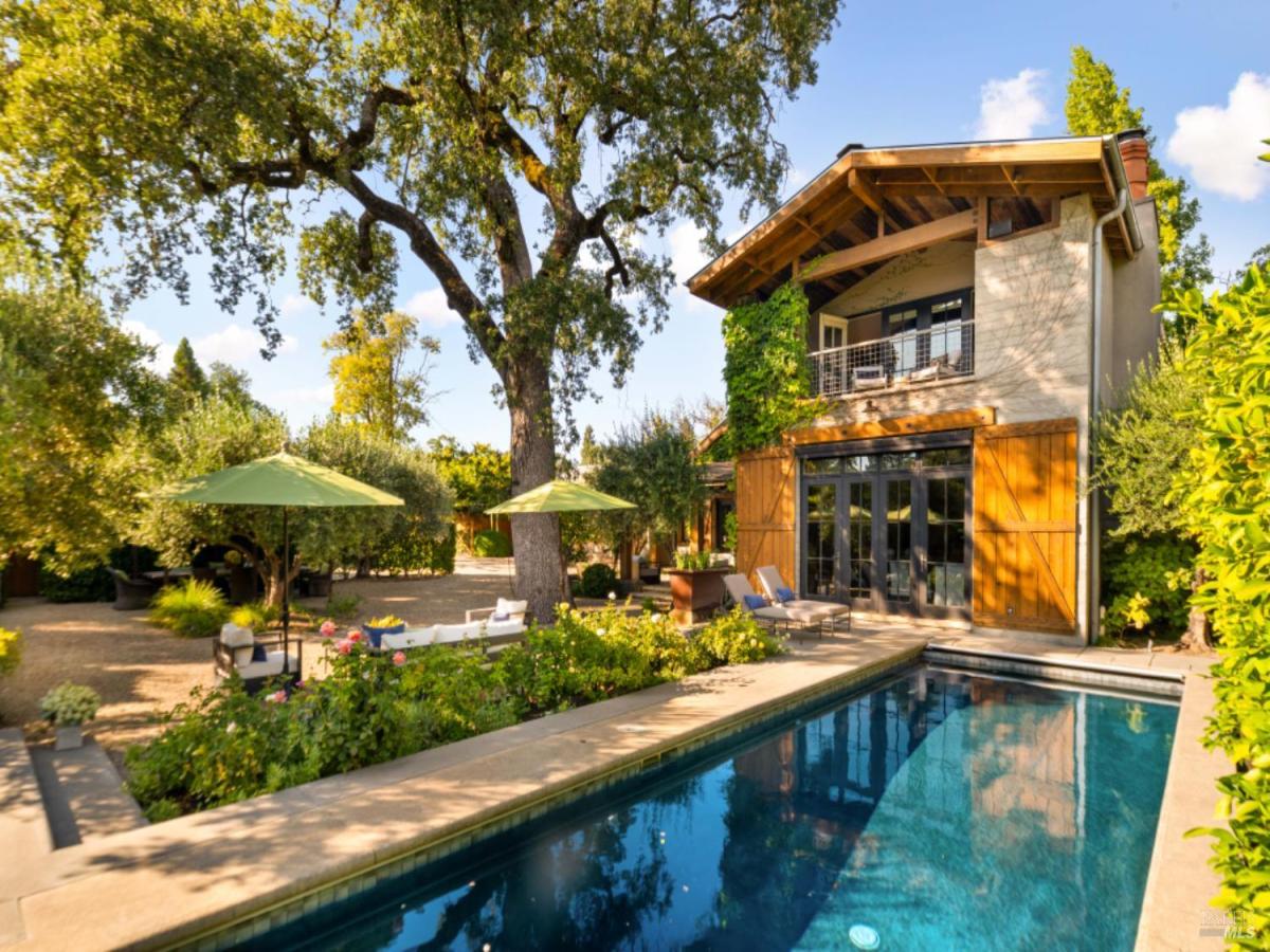 MLS #325076969 img 0