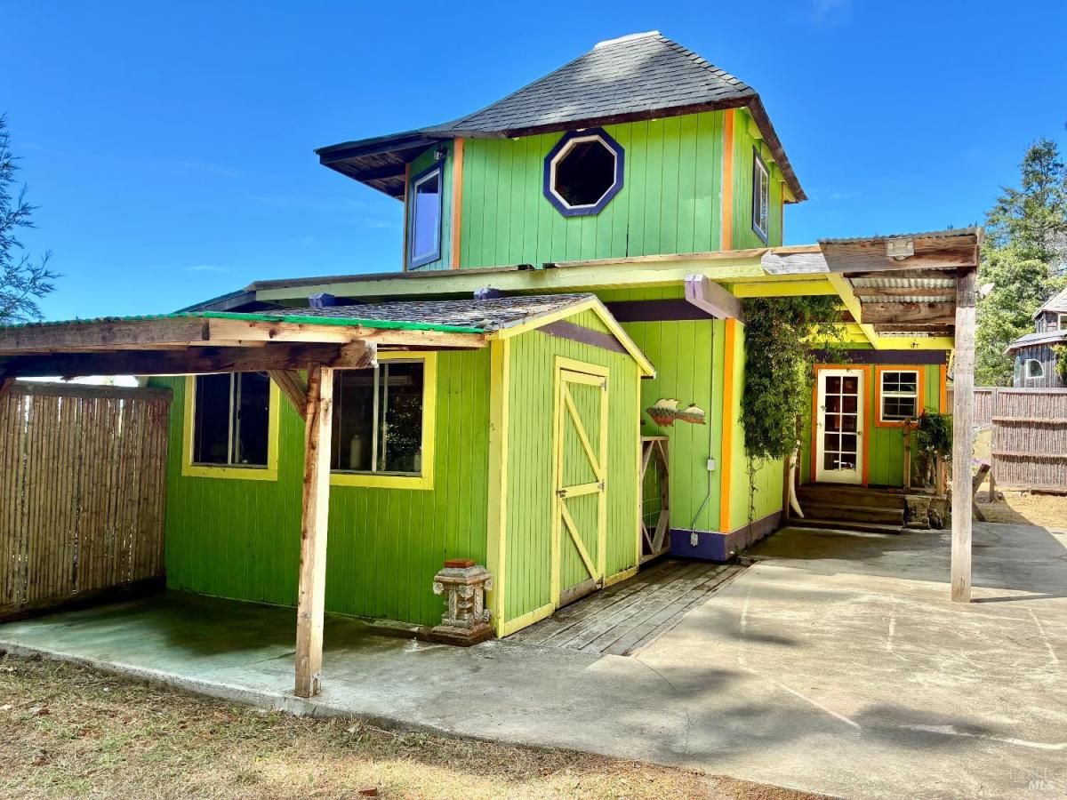 MLS #325077629 img 0