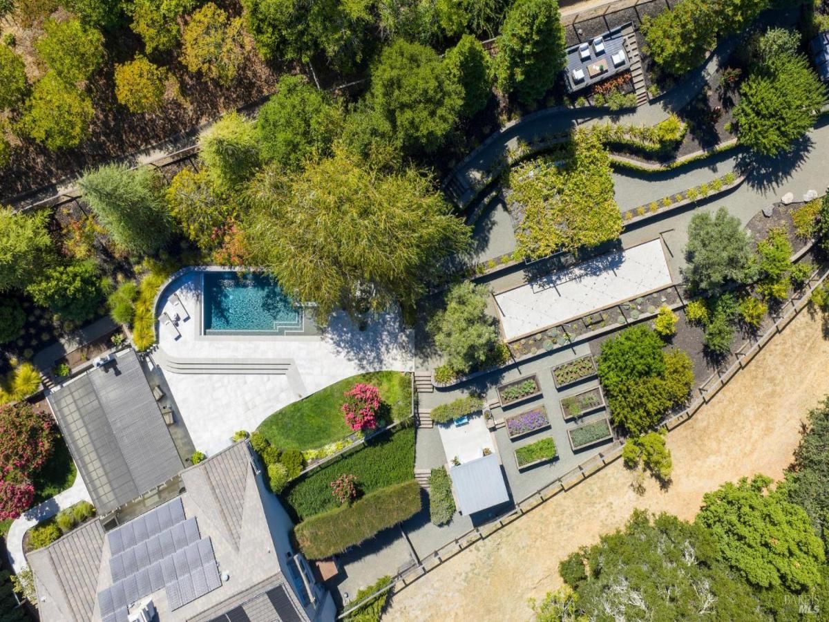 MLS #325077715 img 0