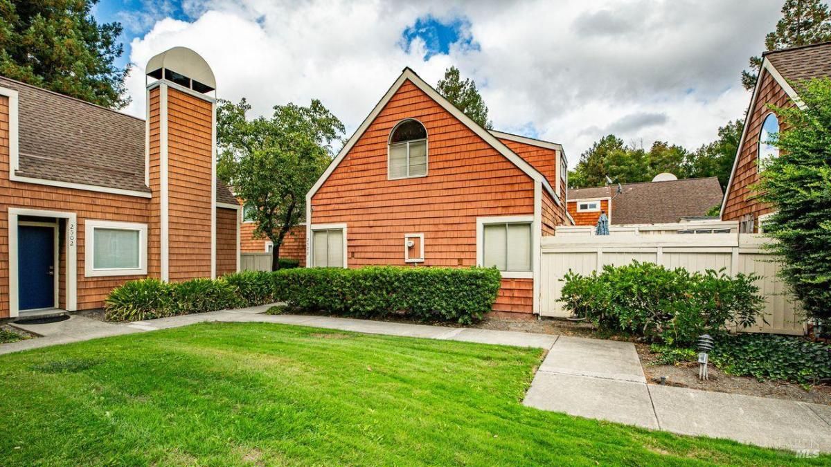 MLS #325078322 img 0