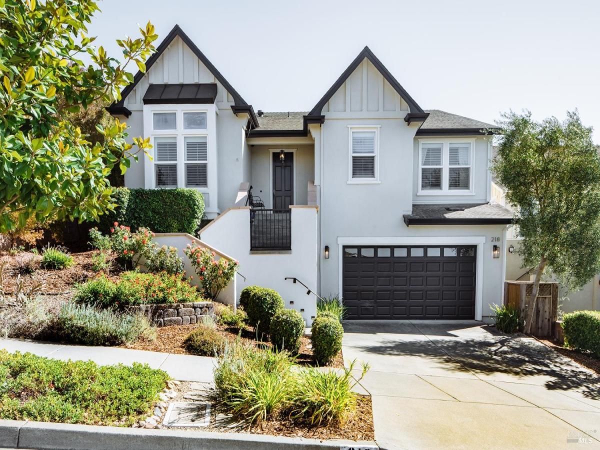 MLS #325078339 img 0