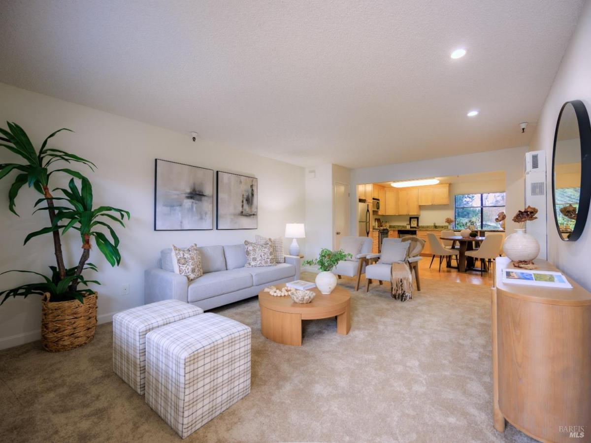 MLS #325078423 img 0