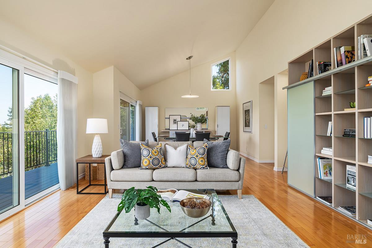 MLS #325078451 img 0