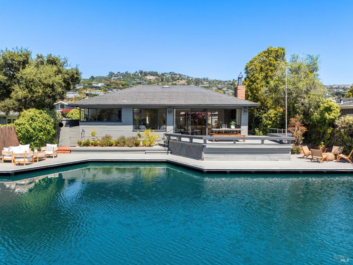 MLS #325078589 img 0