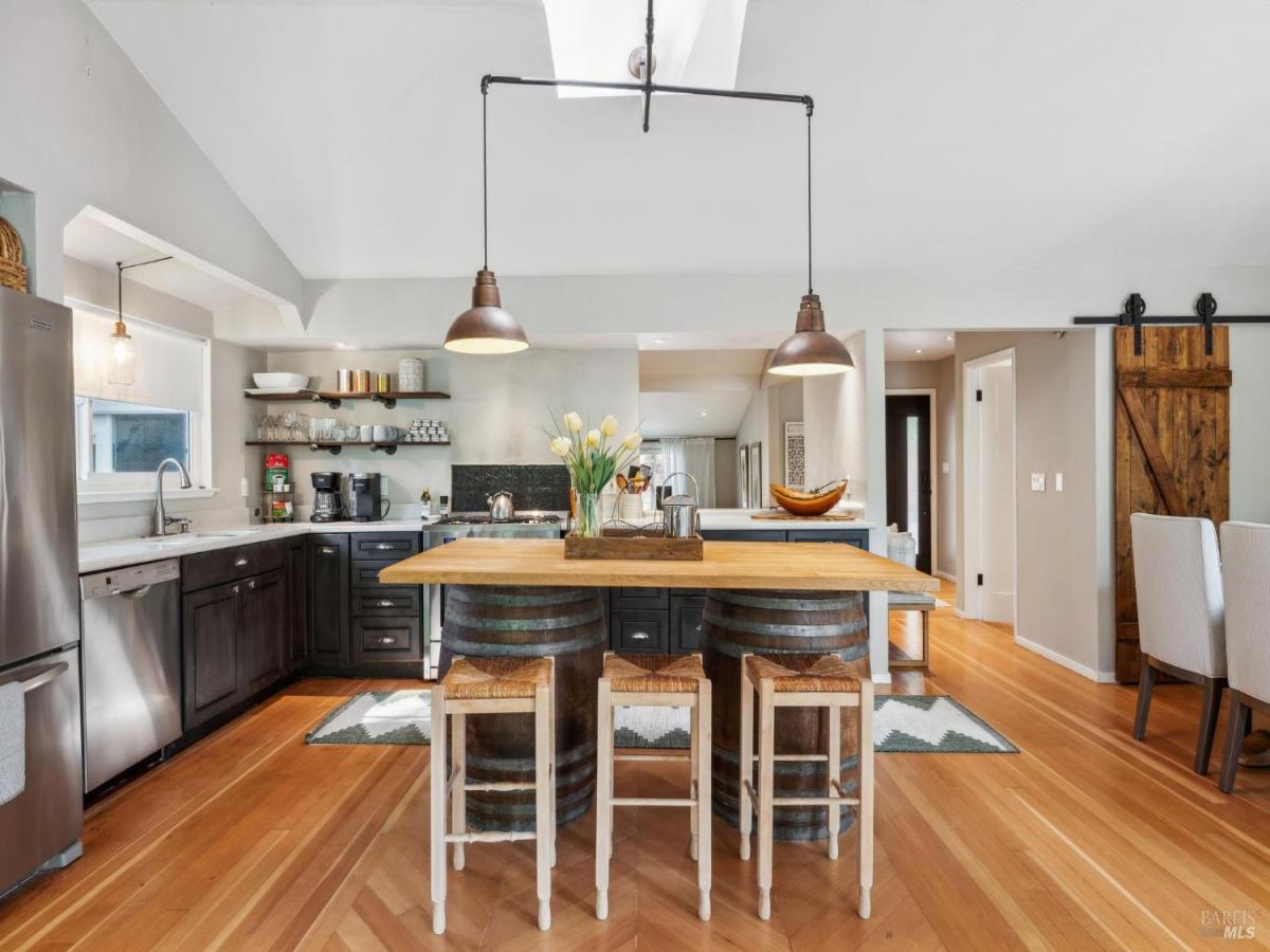 MLS #325078740 img 0